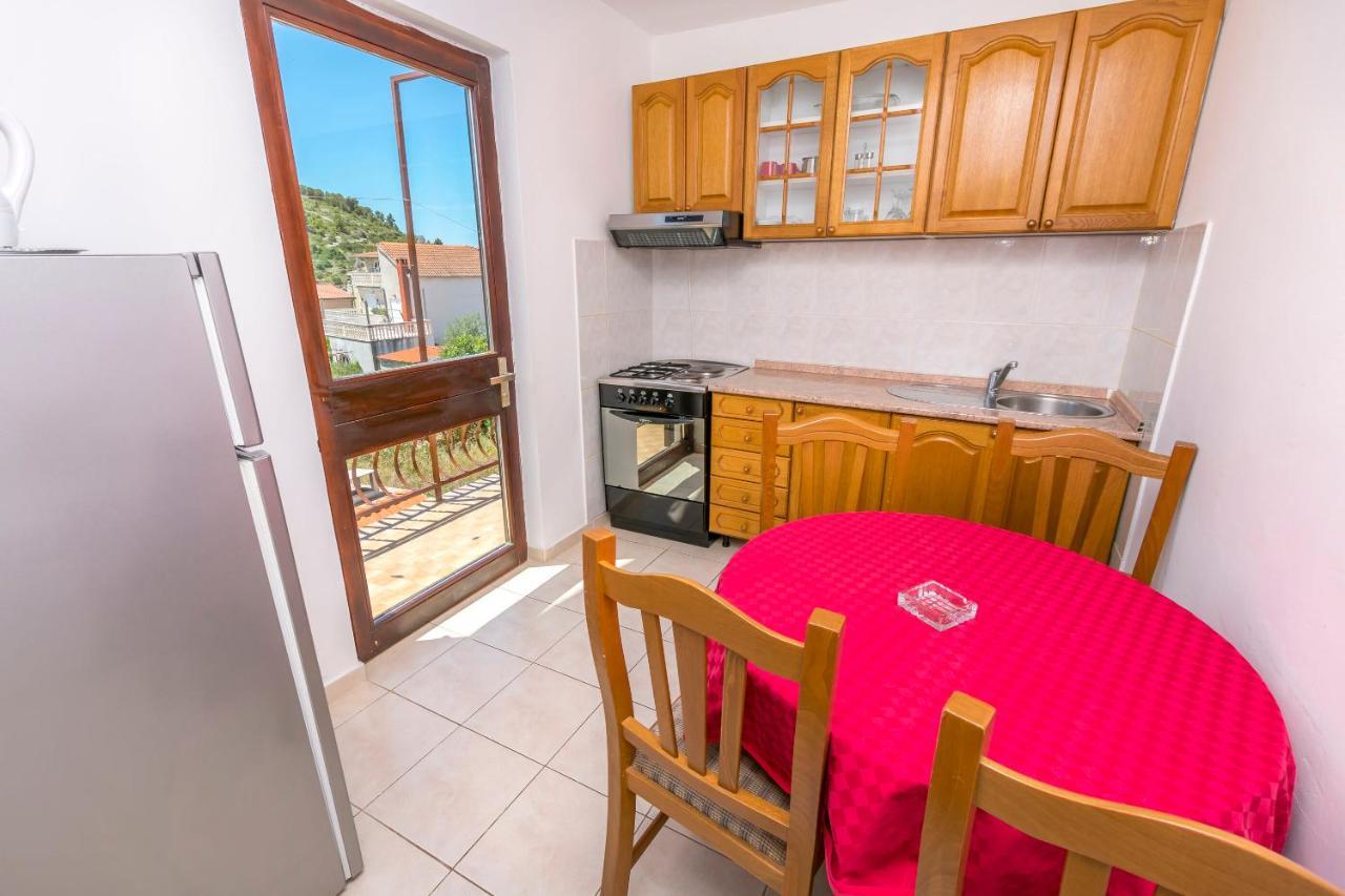 Apartments Ivat ロゴズニッツァ エクステリア 写真