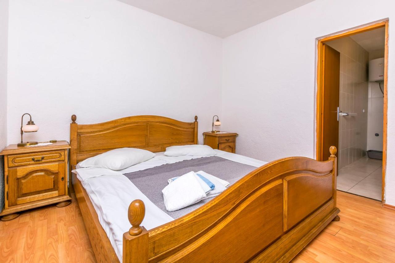 Apartments Ivat ロゴズニッツァ エクステリア 写真